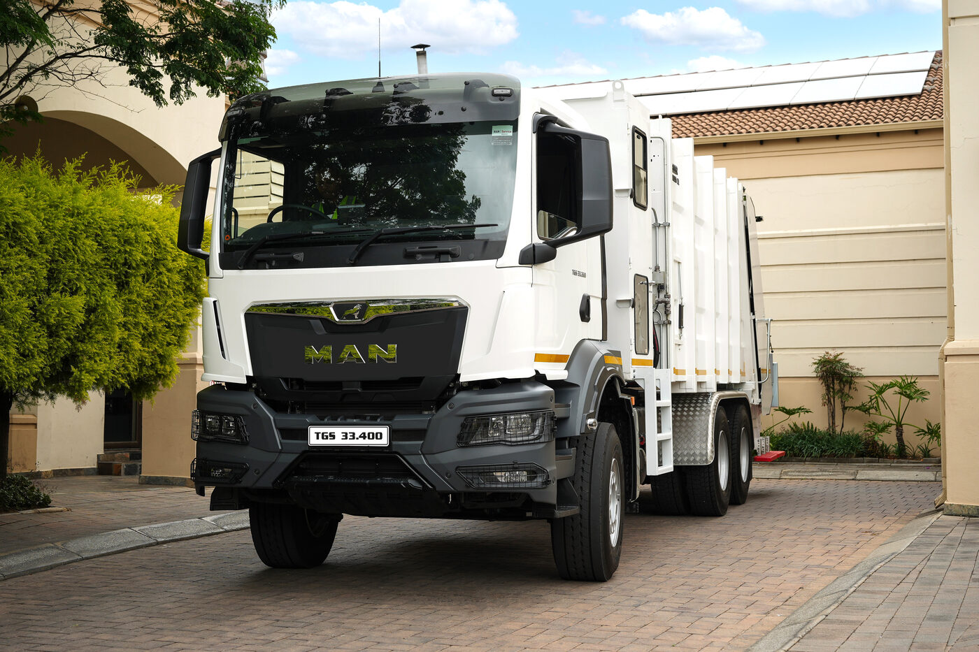 MAN TGS 33.440 6x4 construction and tipper truck